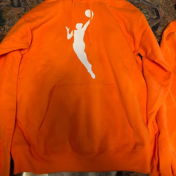 🔥🔥WNBA Hoodie🔥🔥 - Picture 2 of 2